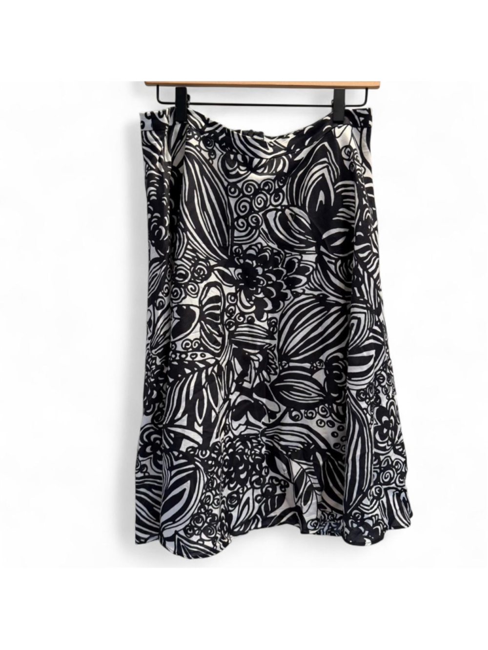 Trina Turk black & white floral print midi skirt Size 8 #floral #skirt #work